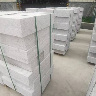 唐山 白麻花岗岩路沿石，立缘石，平缘石，路牙石，道牙石，马路牙子等