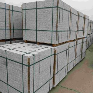 唐山 白麻花岗岩石材荔枝面地铺石（300*600*50）