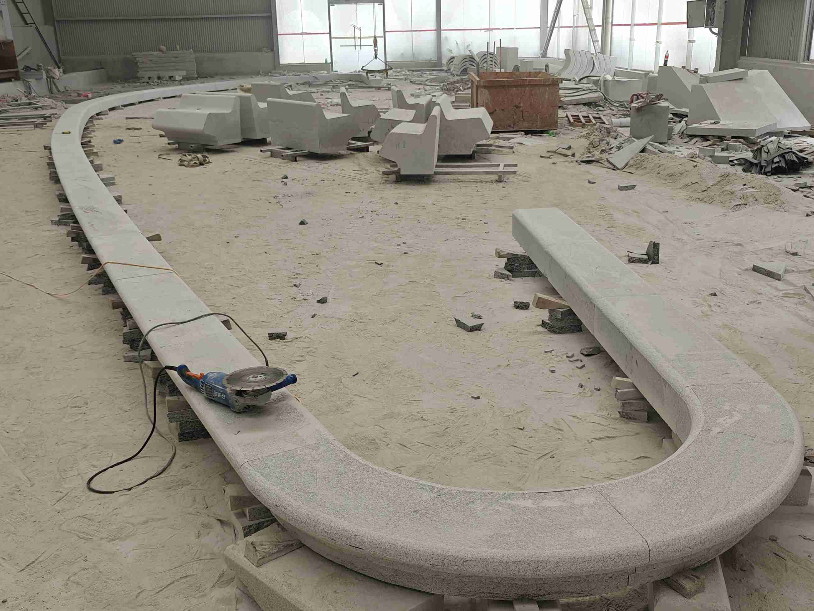 唐山 芝麻白花岗岩弧形花坛石，坐凳石