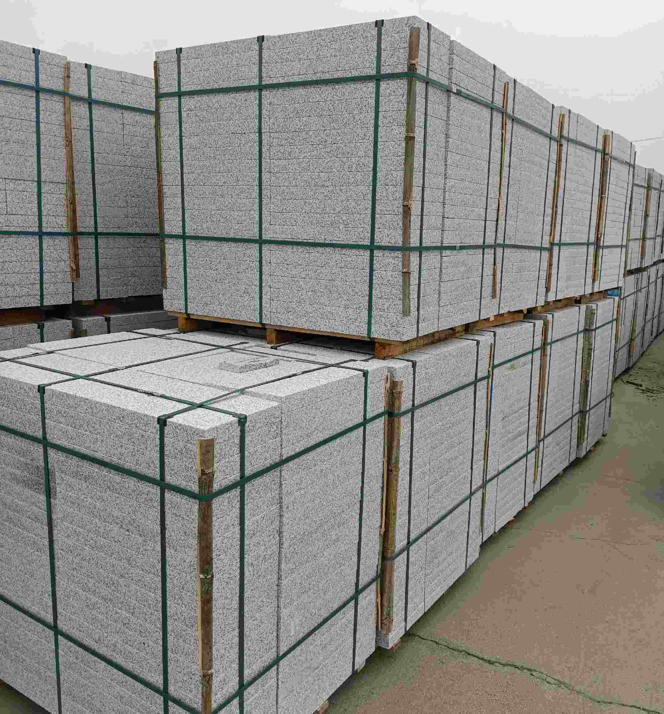 唐山 白麻花岗岩石材荔枝面地铺石（300*600*50）