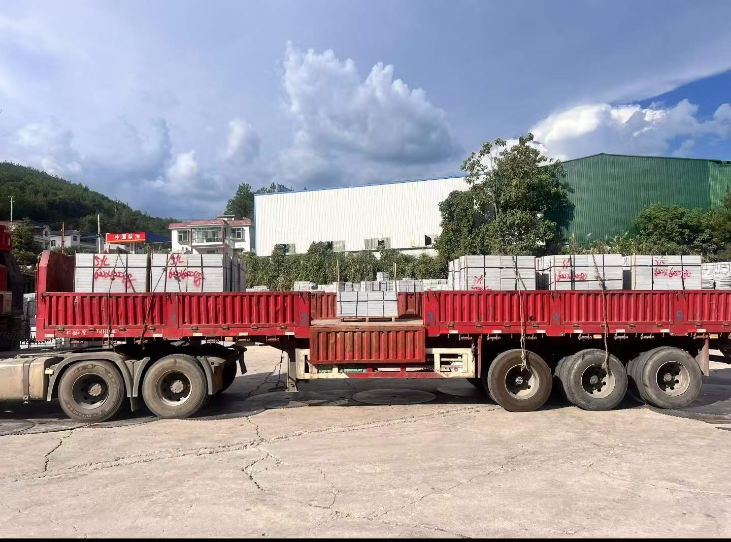 唐山 芝麻灰花岗岩地铺石出货日常