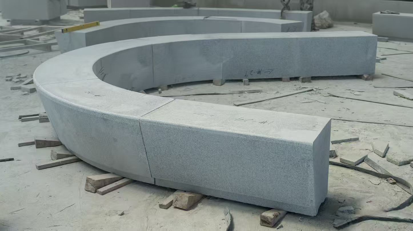 唐山 芝麻白花岗岩光面弧形坐凳