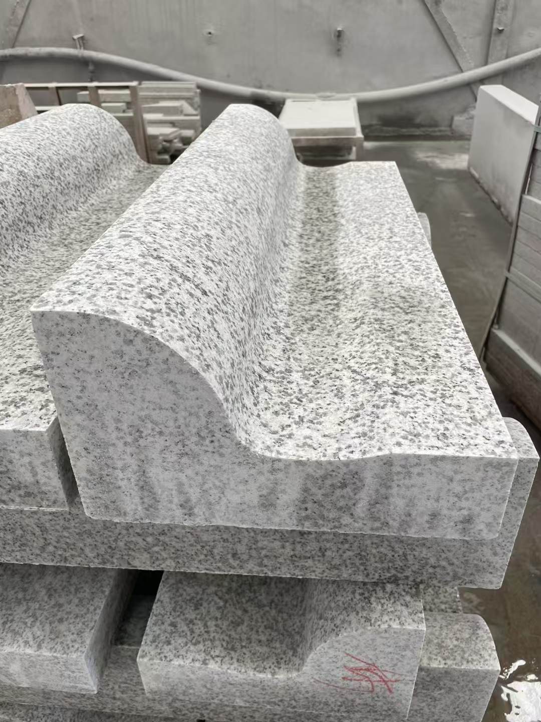 唐山 白麻花岗岩S型路沿石，路侧石，马路牙子等