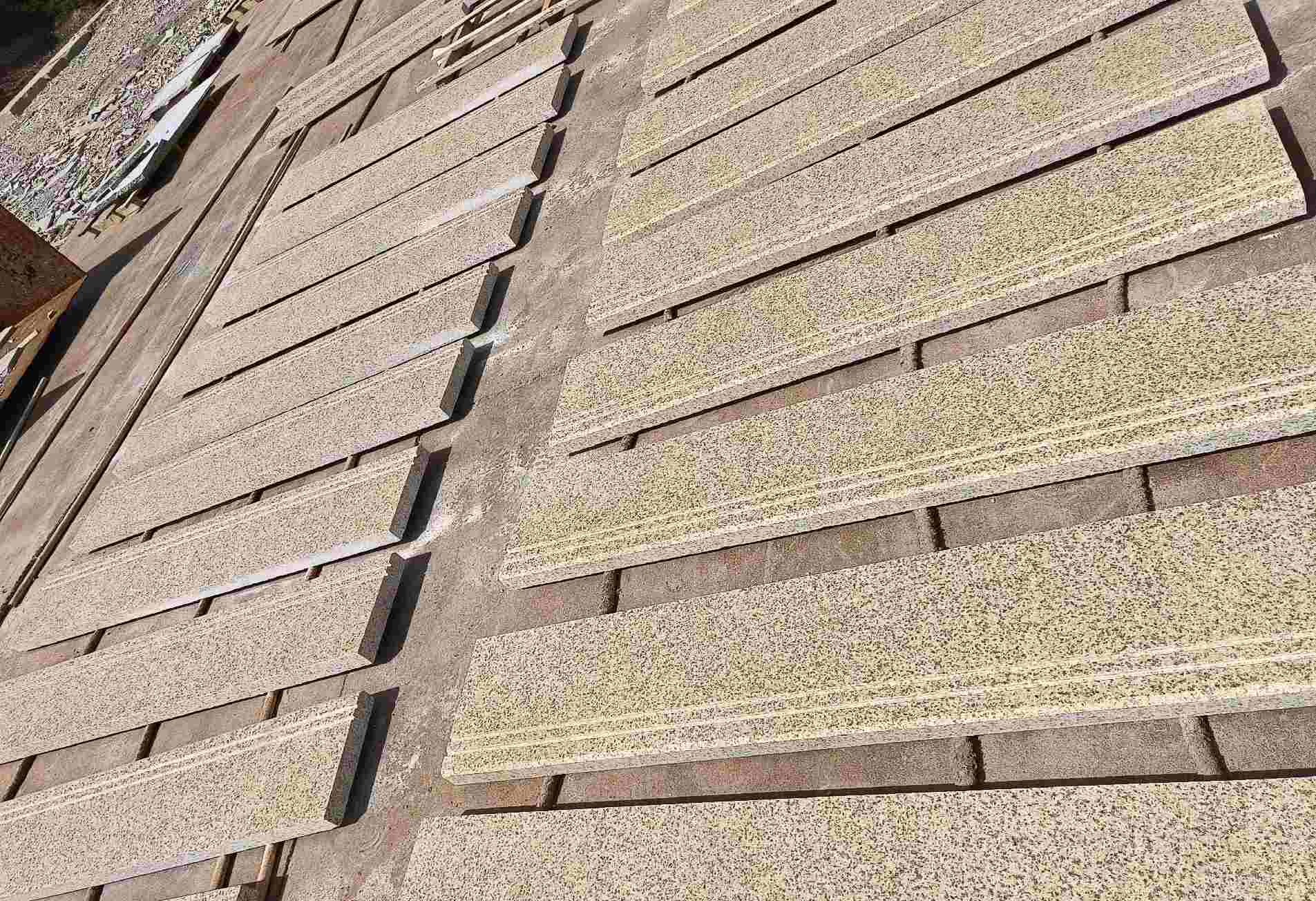 唐山 黄金麻花岗岩光面楼梯踏步