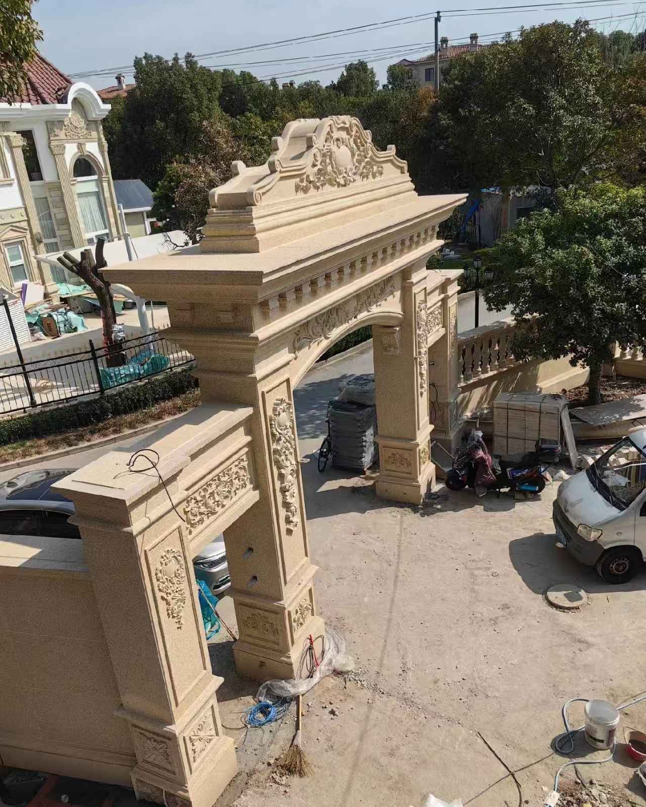 唐山 黄金麻荔枝面花岗岩别墅门楼