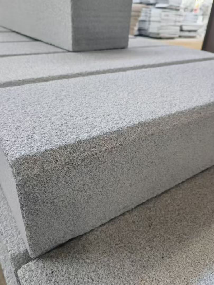 唐山 芝麻灰荔枝面路沿石