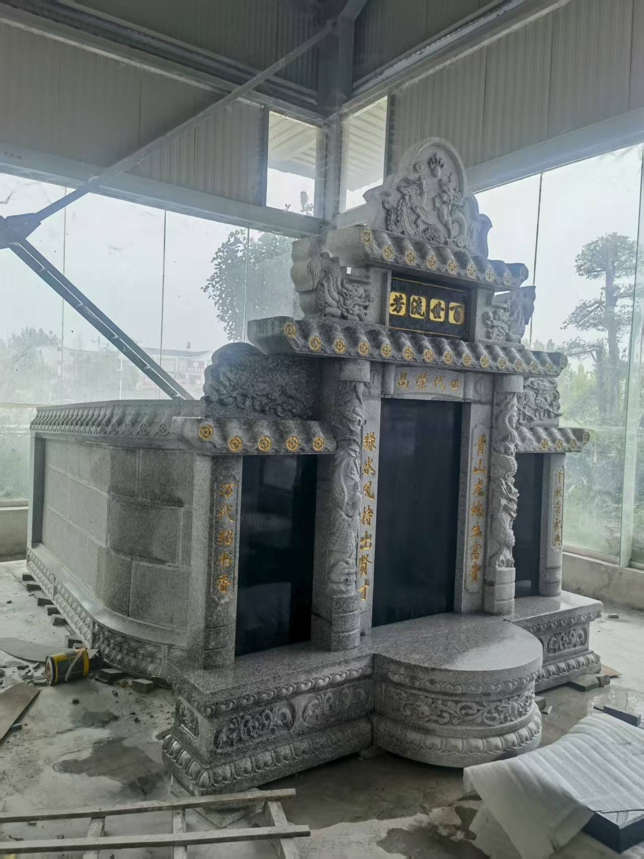 唐山 芝麻白墓碑效果展示图