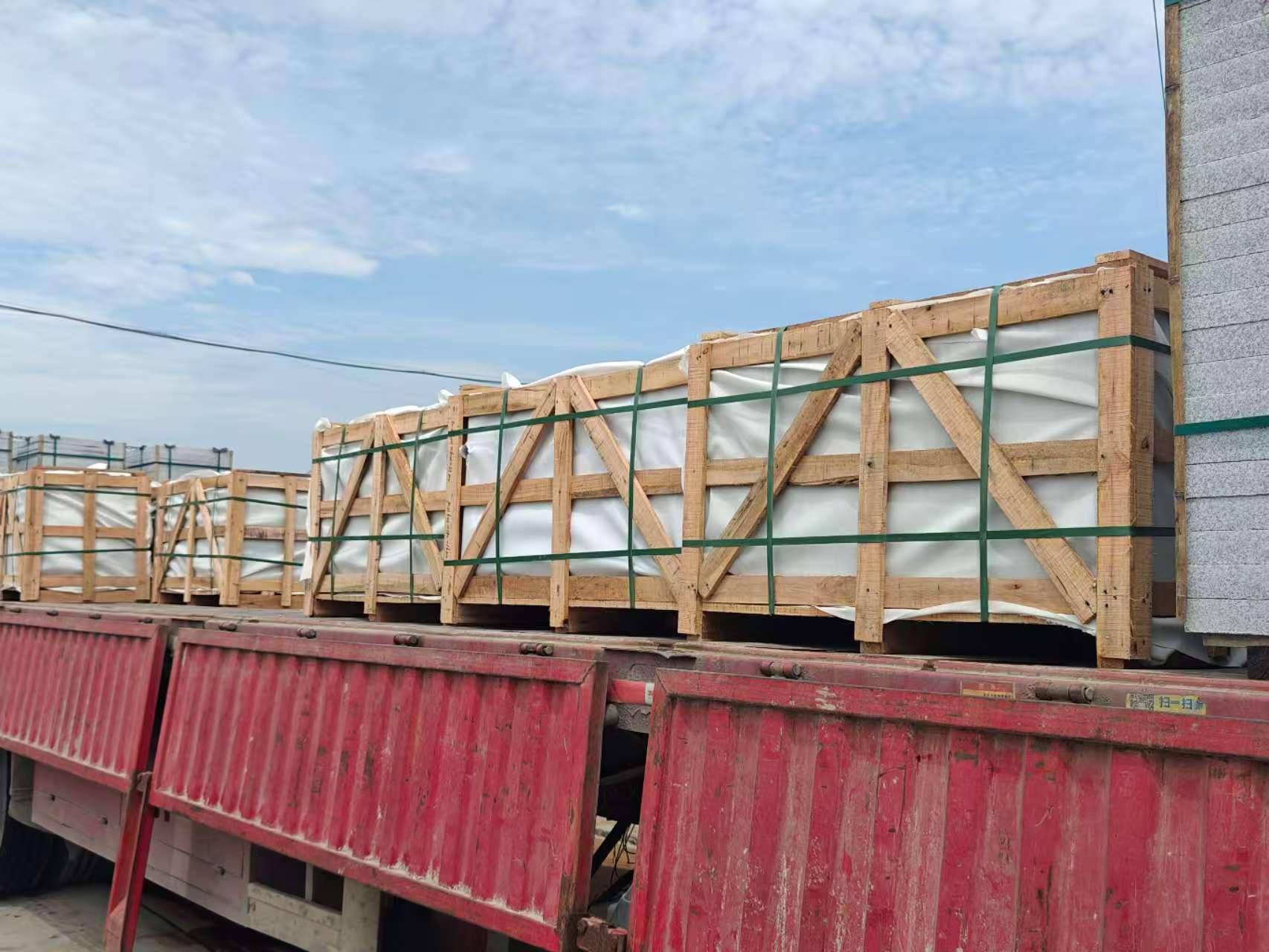 唐山 芝麻白花岗岩地铺石出口专车-泰国游